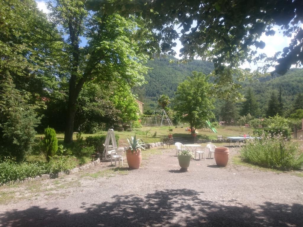 Hotel Le Mas Fleuri Vernet-les-Bains Luaran gambar